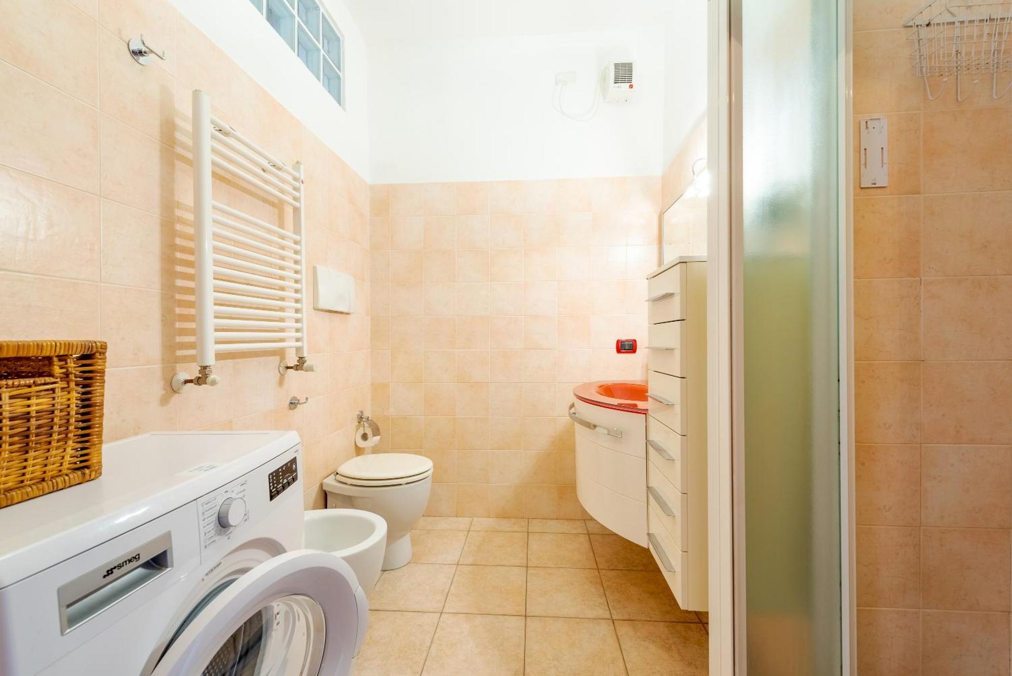 Guest Planet - Rosso Milano Apartment - Navigli Area Exterior photo